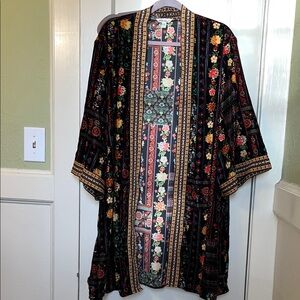 The Pioneer Woman Multicolor Floral Velvet Open Front Cardigan